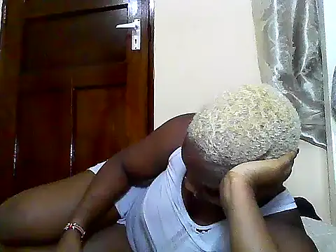 Snapshot of SexyKimberly23 chatting on 03.03.26 SexyKimberly23 online show from 03.03.26