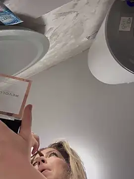 SonyaD  online show from 12.18.24