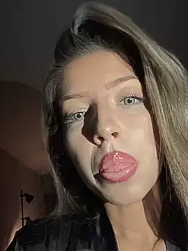 SonyaD  online show from 03.18.25