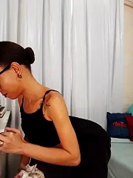 pollypetrovaxxx online show from 02.04.26