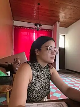 CamilaSofiia online show from 03.04.26