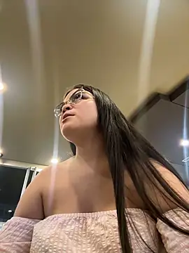 CamilaSofiia online show from 05.20.26