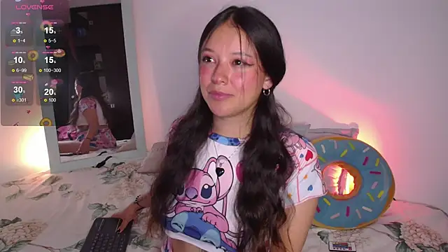 Lexie Thompson10 online show from 09.25.25