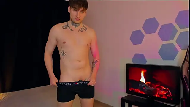 Chris Tyson online show from 02.05.25