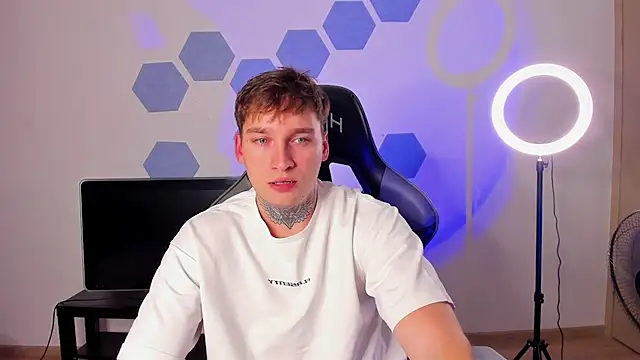 Chris Tyson online show from 09.11.25