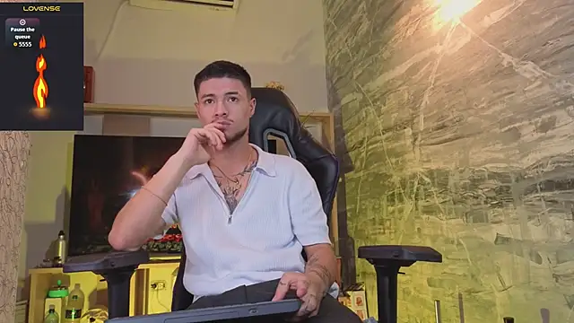 EdwardRoss  online show from 06.12.26