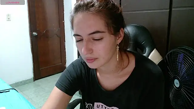 Kate lorens9 online show from 01.09.25