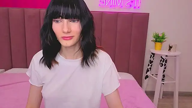 Snapshot of Lili_flowerr chatting on 06.16.26 Lili flowerr online show from 06.16.26