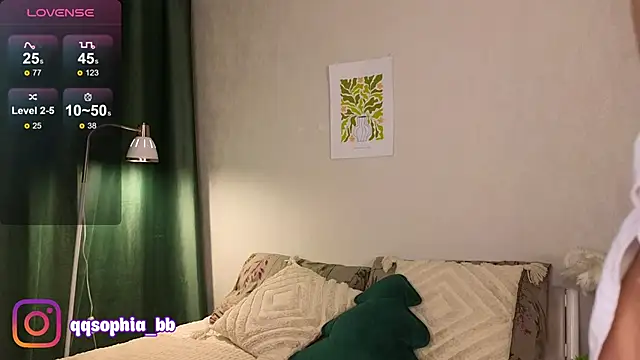 Snapshot of ErinLewist chatting on 03.21.25 ErinLewist online show from 03.21.25