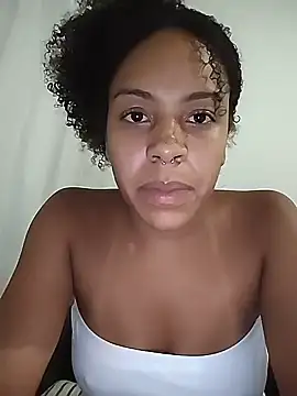 Snapshot of Julia_Pretinha chatting on 02.05.26 Julia Pretinha online show from 02.05.26