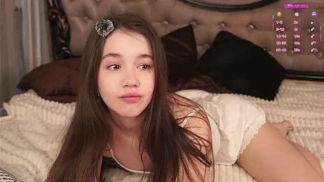 AmiLewis online show from 03.05.26