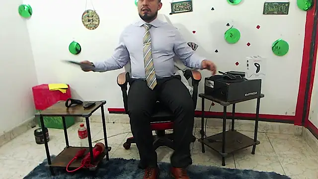 Snapshot of KalethBigDick chatting on 05.30.26 KalethBigDick online show from 05.30.26