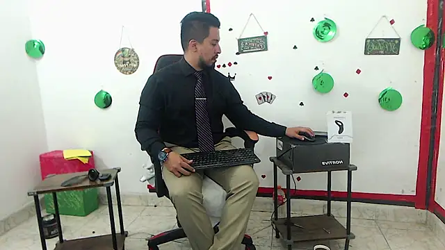 Snapshot of KalethBigDick chatting on 06.10.26 KalethBigDick online show from 06.10.26