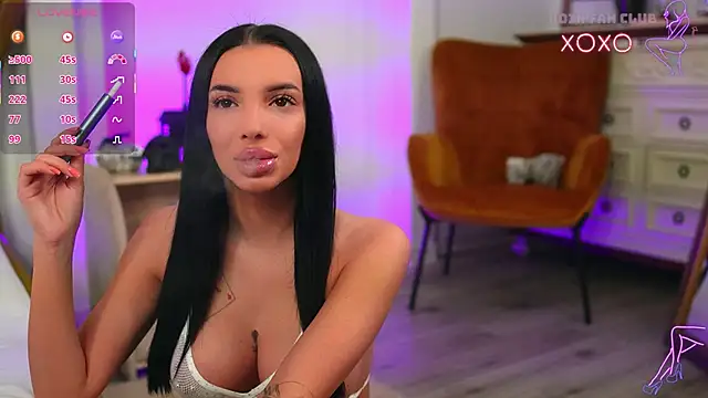 VelmaEvans online show from 11.05.25