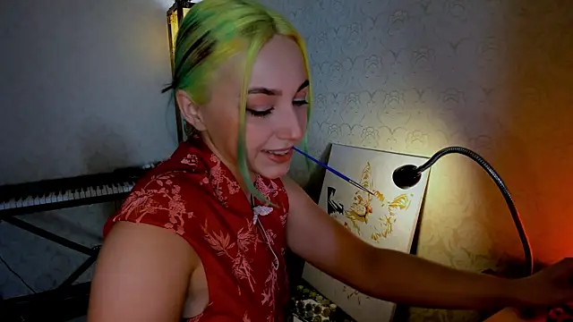 Snapshot of coraline_meow chatting on 01.13.25 coraline meow online show from 01.13.25