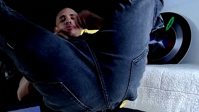 Antonywebb94 online show from 10.29.25