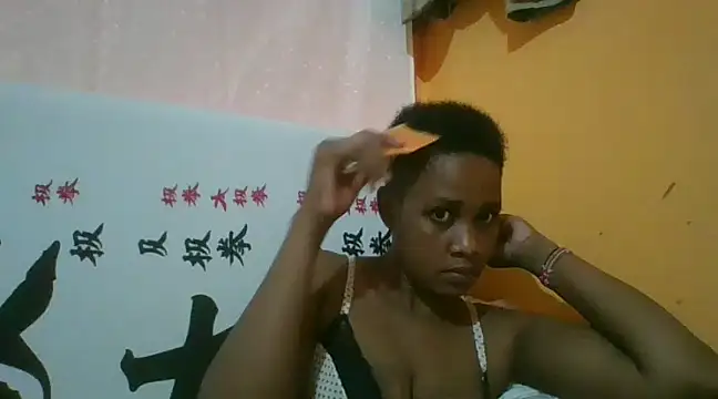 Snapshot of sexymistres chatting on 01.17.25 sexymistres online show from 01.17.25