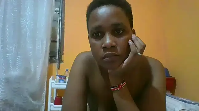 Snapshot of sexymistres chatting on 02.23.25 sexymistres online show from 02.23.25