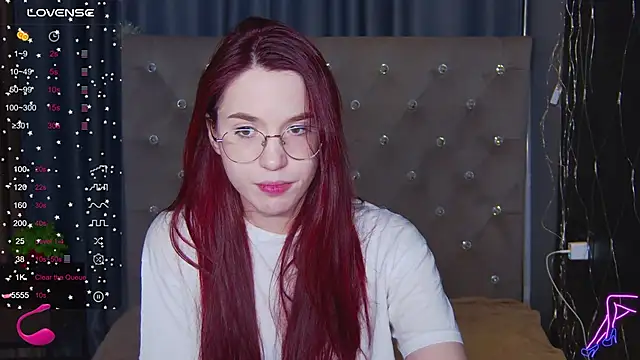 EmilyKents online show from 02.18.25