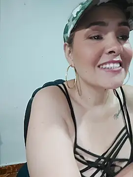 Miss Agatha online show from 04.18.26