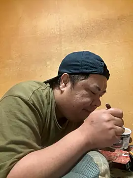 Snapshot of punk0805 chatting on 10.07.25 punk0805 online show from 10.07.25