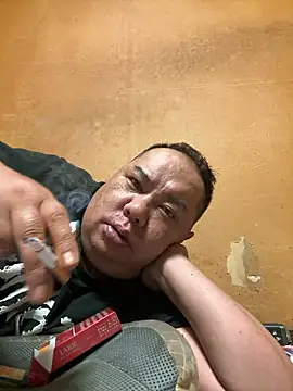 Snapshot of punk0805 chatting on 10.10.25 punk0805 online show from 10.10.25