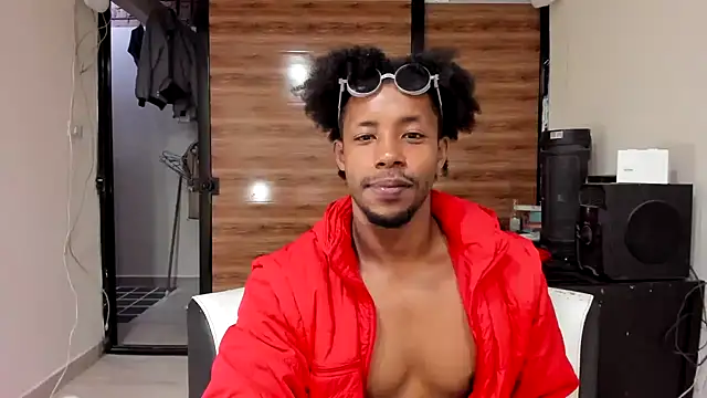 Snapshot of AlejoKhalifa_ chatting on 01.25.25 AlejoKhalifa online show from 01.25.25