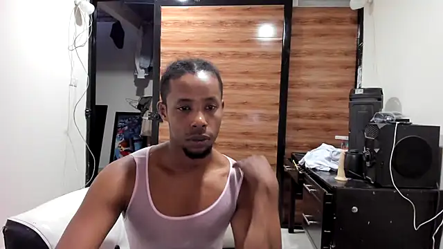 Snapshot of AlejoKhalifa_ chatting on 01.30.25 AlejoKhalifa online show from 01.30.25