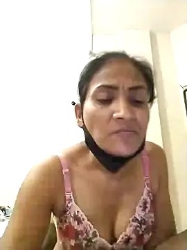 Snapshot of sunita6009 chatting on 06.30.26 sunita6009 online show from 06.30.26