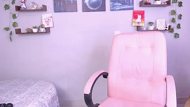 macey elliot  online show from 01.21.25