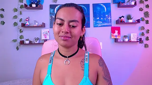 macey elliot  online show from 01.31.25