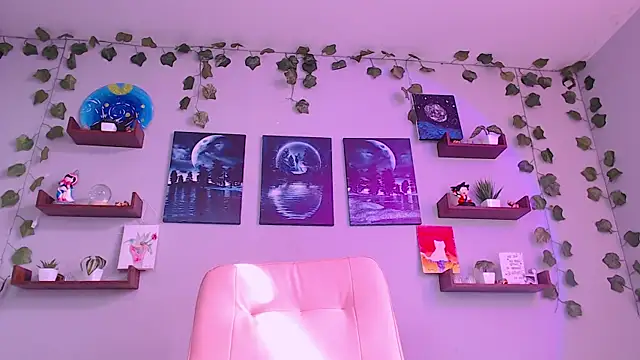 macey elliot  online show from 02.07.25