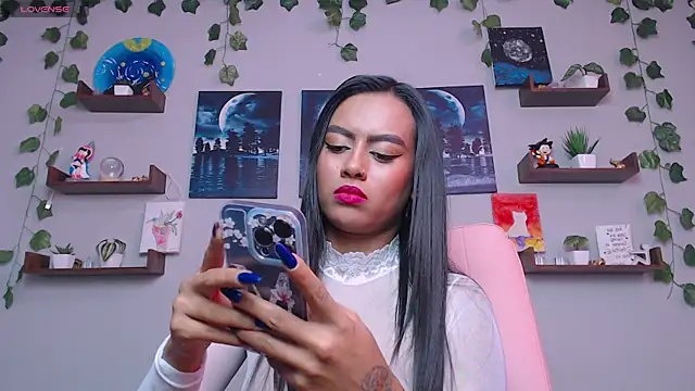 macey elliot  online show from 02.12.25