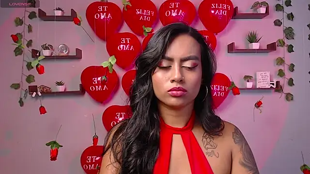 macey elliot  online show from 02.14.25