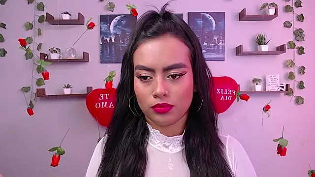 macey elliot  online show from 02.18.25