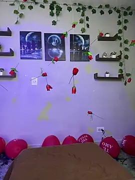 macey elliot  online show from 02.26.25