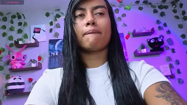 macey elliot  online show from 03.15.25