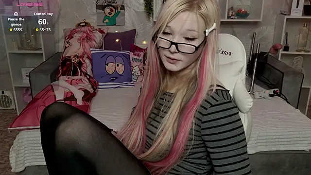 MeowkaKitty online show from 05.02.26