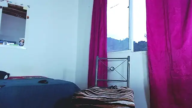 Snapshot of Trix_fiore_oficial chatting on 02.03.25 Trix fiore oficial online show from 02.03.25