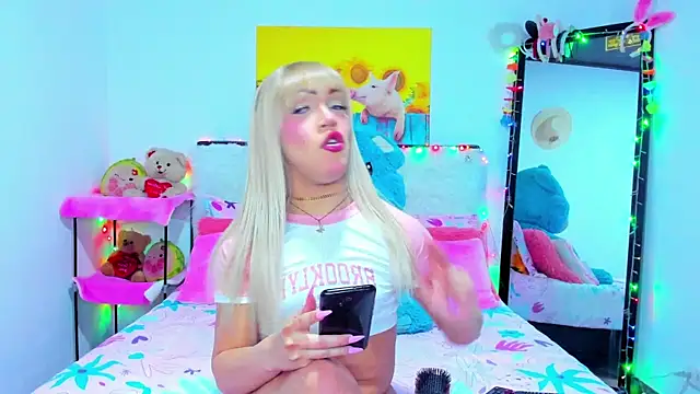 Candy Candy   online show from 10.17.25