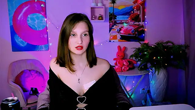 EllaHorton online show from 04.27.26