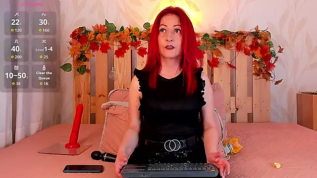 ivone adams online show from 10.15.25