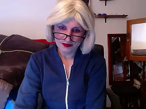 LorenJade online show from 04.26.26