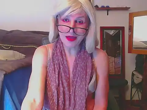 LorenJade online show from 05.02.26