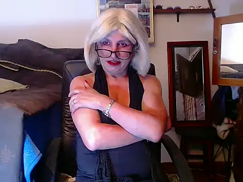LorenJade online show from 06.19.26