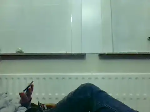 Snapshot of bertolini chatting on 12.29.24 bertolini online show from 12.29.24