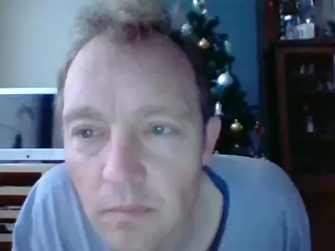 Snapshot of bertolini chatting on 01.11.25 bertolini online show from 01.11.25