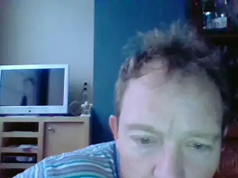 Snapshot of bertolini chatting on 01.13.25 bertolini online show from 01.13.25