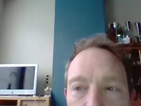 Snapshot of bertolini chatting on 01.27.25 bertolini online show from 01.27.25