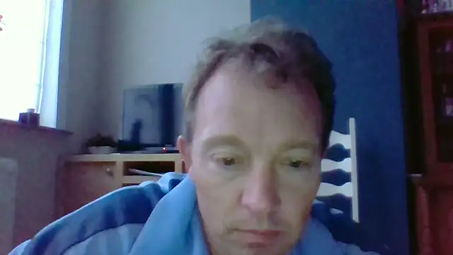 Snapshot of bertolini chatting on 11.15.25 bertolini online show from 11.15.25